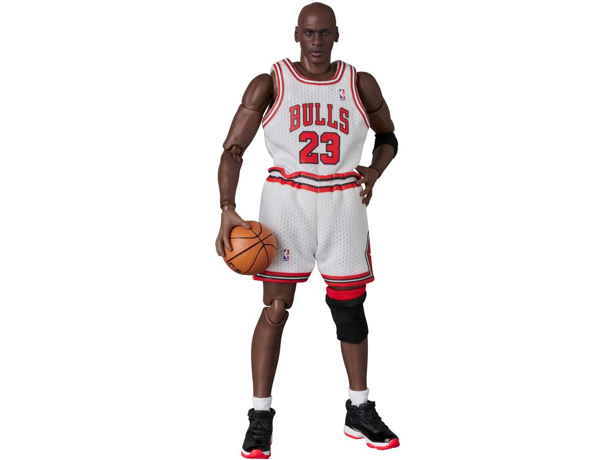 MAFEX Michael Jordan (Chicago Bulls Home)
